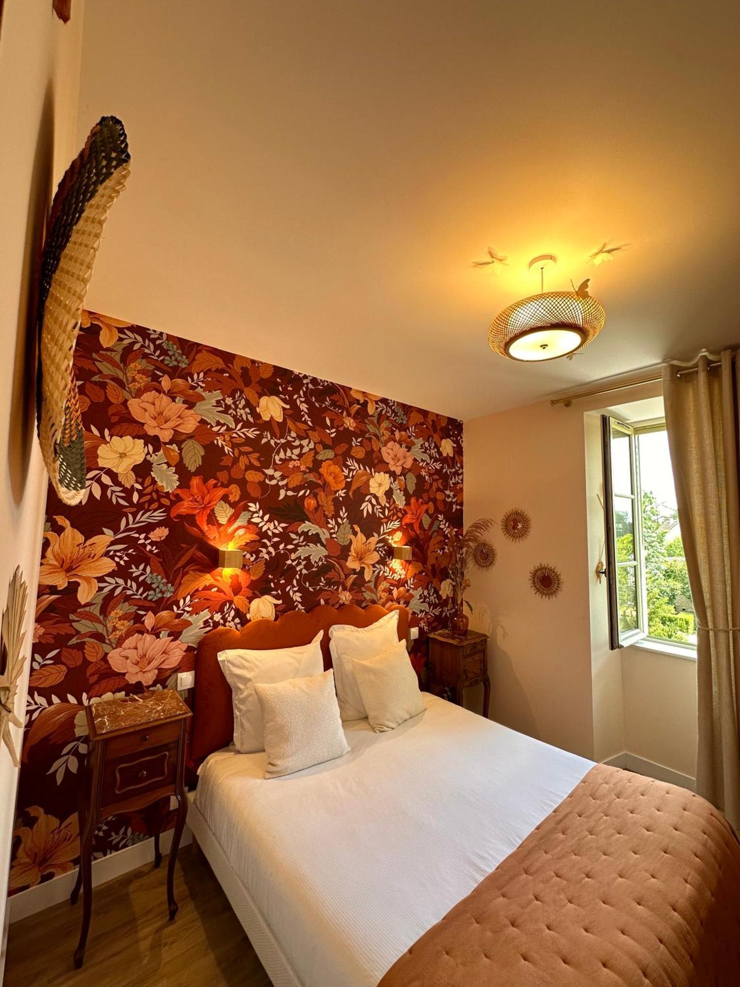 Le Presbytere • Maison Flore Bed & Breakfast